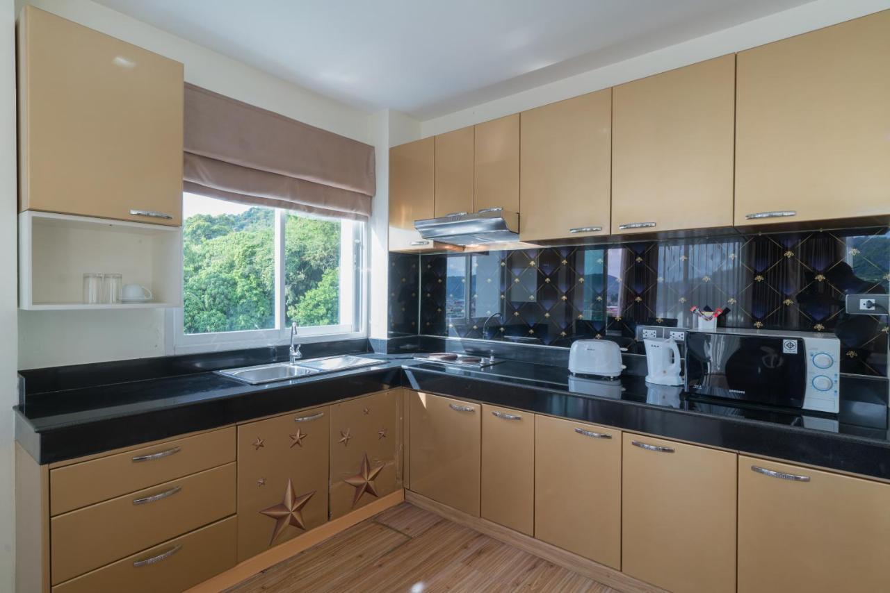 Goldstone Residency Patong , Phuket公寓 外观 照片